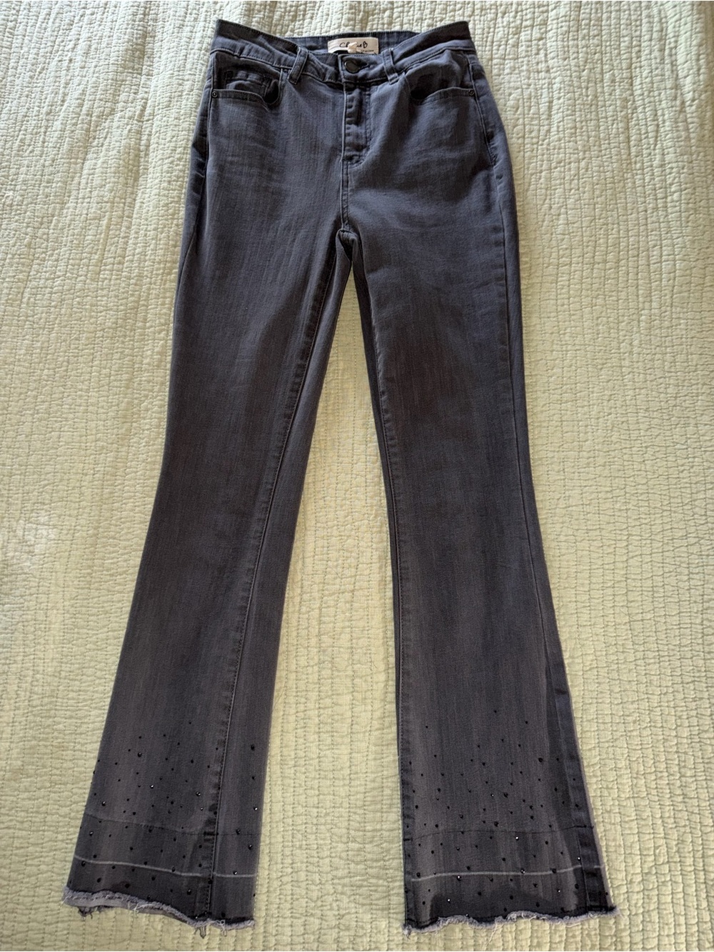 CHARLIE B Mid-Rise Gray Wash Flare Jeans with Hem Embellishment Size 0
